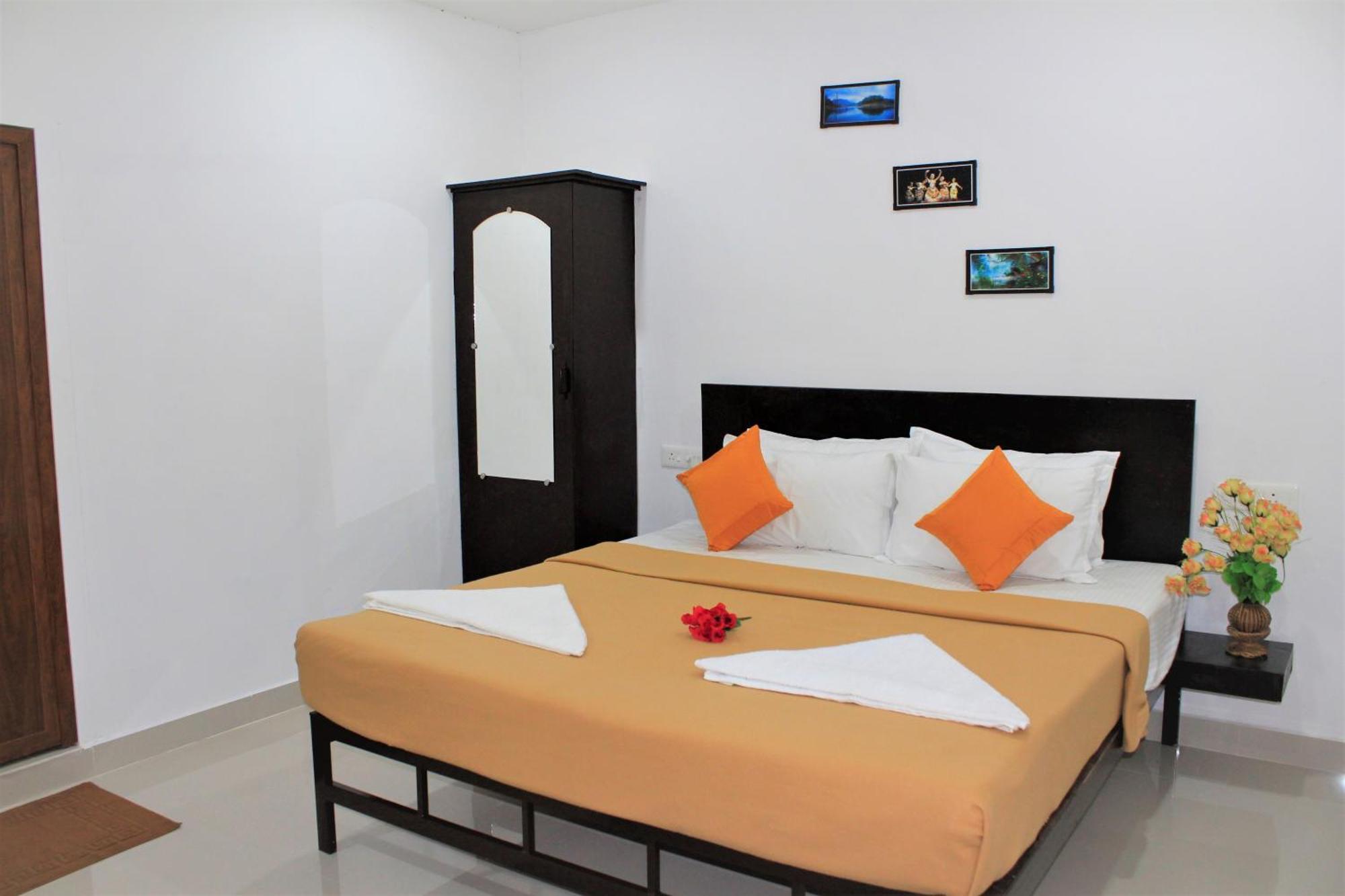 Spicegreen Homestay,Теккади Экстерьер фото
